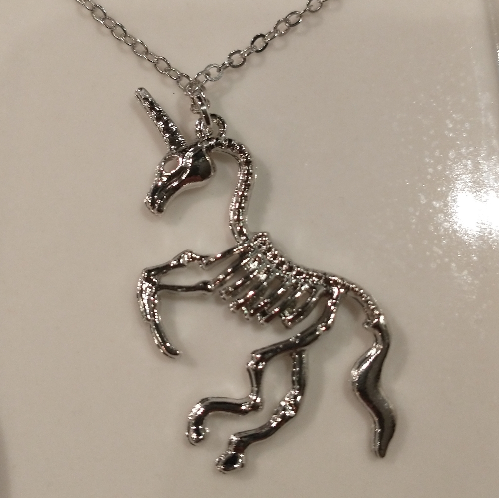 🧁 3/$30 Silver Unicorn Skeleton Necklace NEW